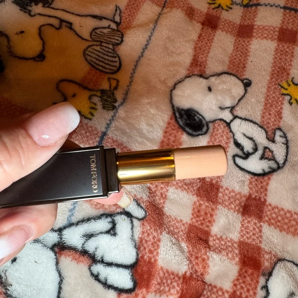 Tom ford concealer stick silk